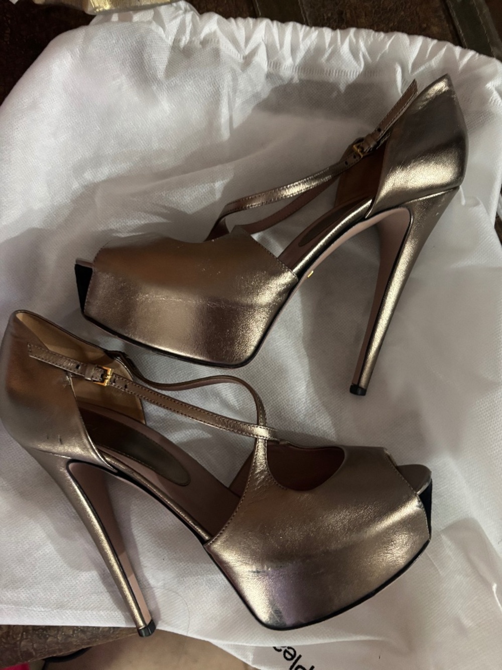 Gucci shoes heels platform pumps metallic strappy sandals open toe